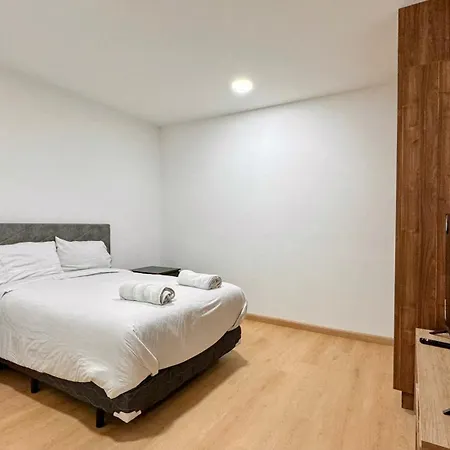 Edificio Tofino Apartment Quito Exterior photo